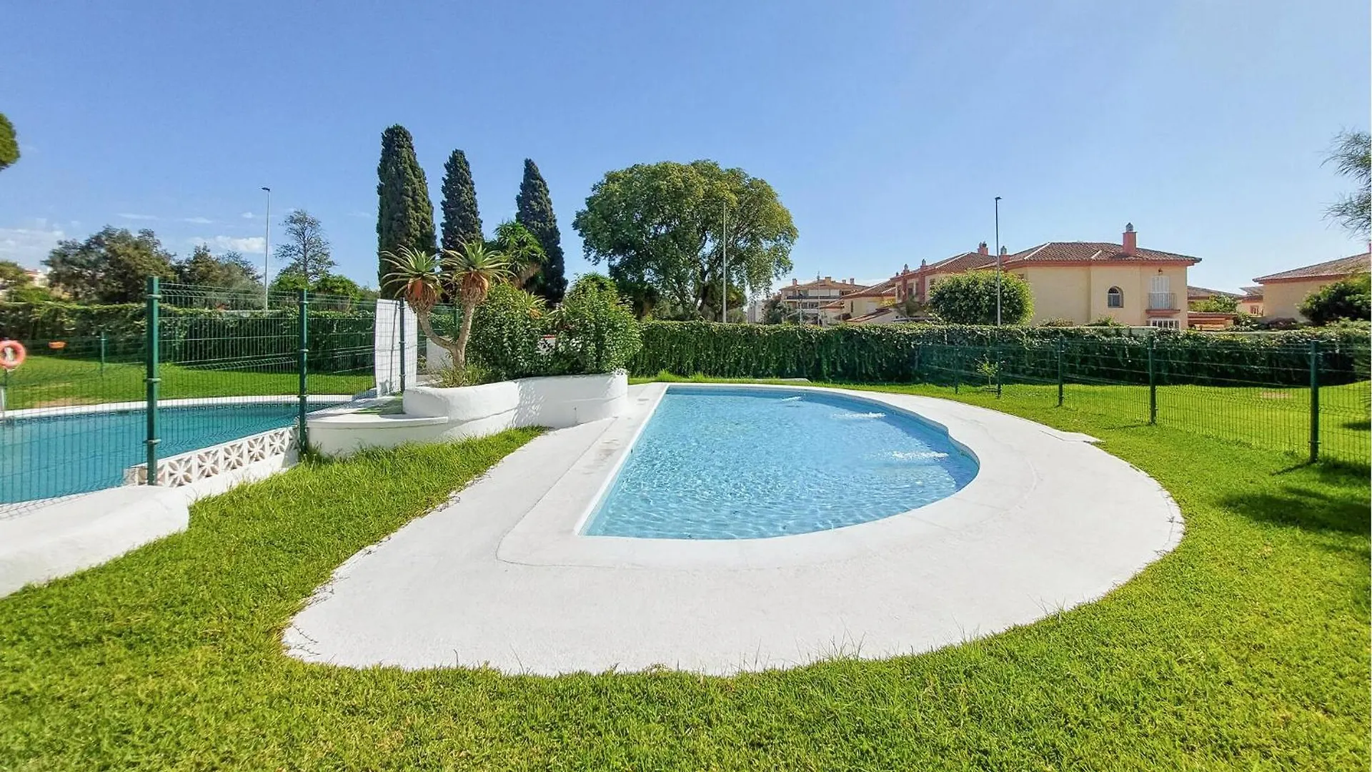 Pet Friendly Apartment In El Puerto De Santa Mar With Kitchen El Puerto de Santa Maria
